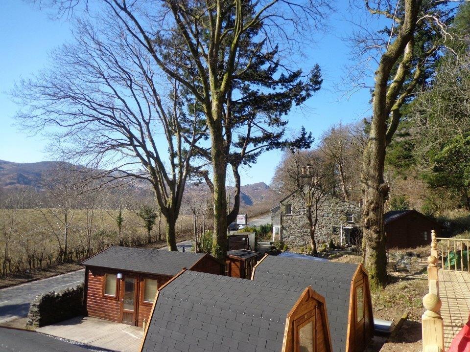 Bryn Dinas Camping Pods At The Foot Of Mt Snowdon Beddgelert Exterior foto
