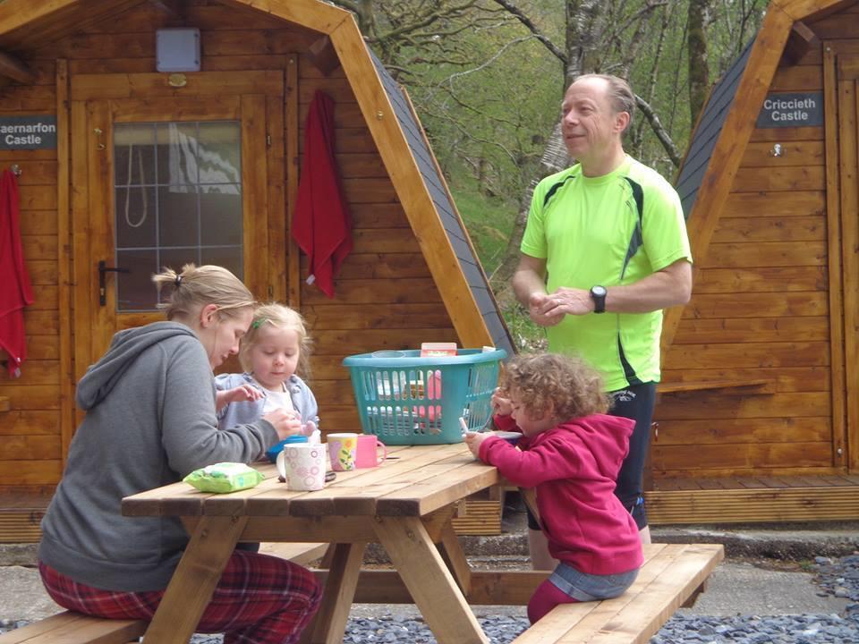 Bryn Dinas Camping Pods At The Foot Of Mt Snowdon Beddgelert Cameră foto