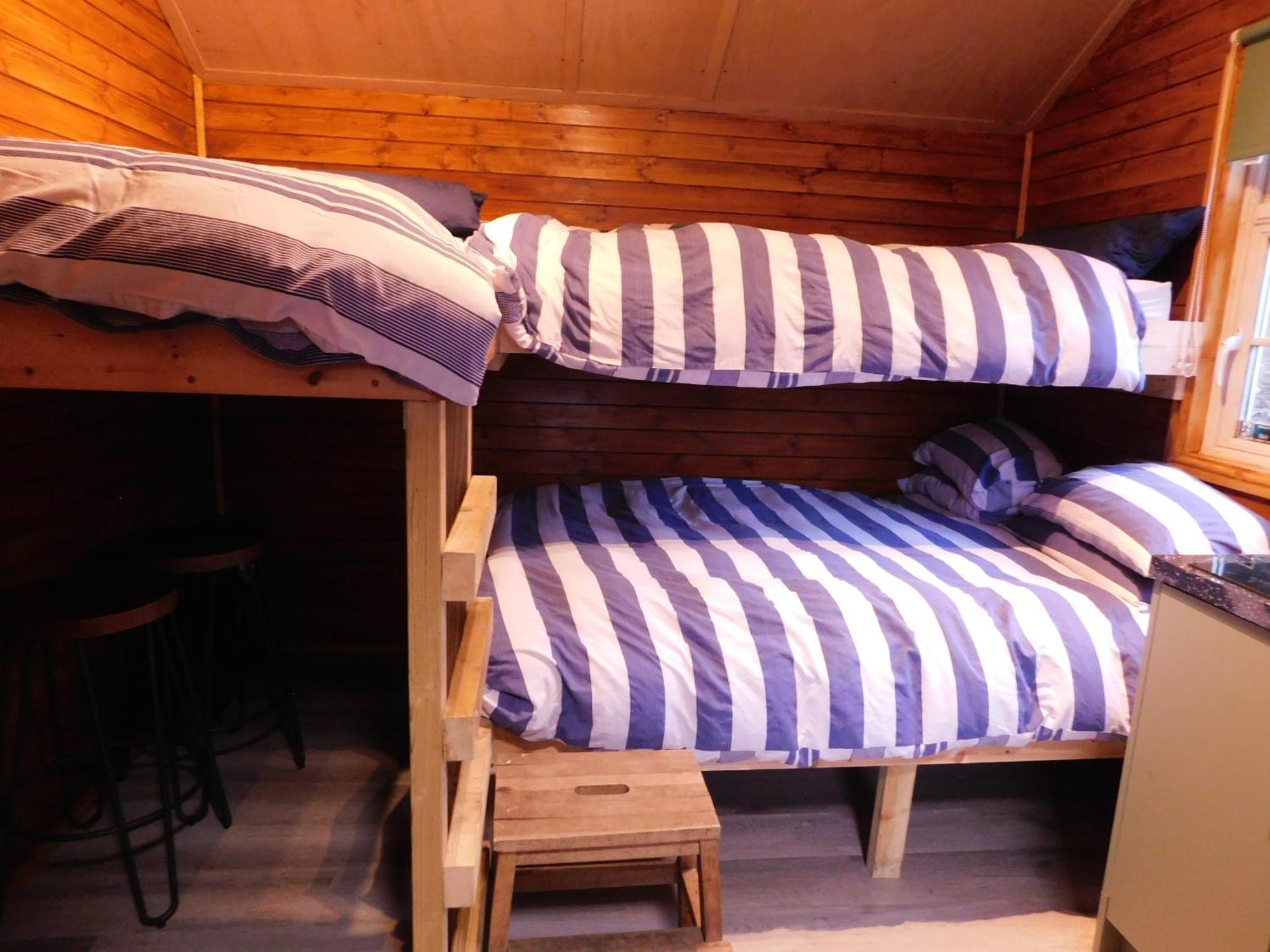 Bryn Dinas Camping Pods At The Foot Of Mt Snowdon Beddgelert Exterior foto