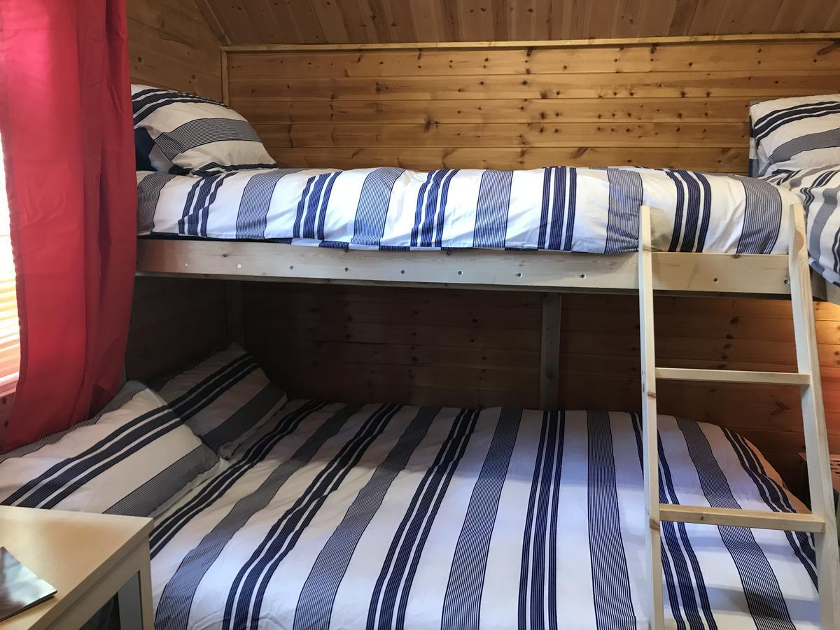 Bryn Dinas Camping Pods At The Foot Of Mt Snowdon Beddgelert Exterior foto